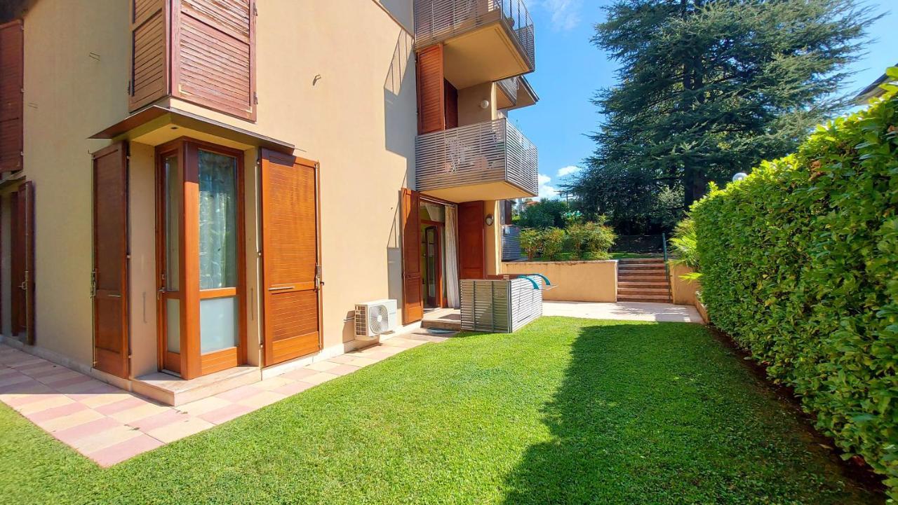 Colors Pool Apartment Bardolino Exterior foto